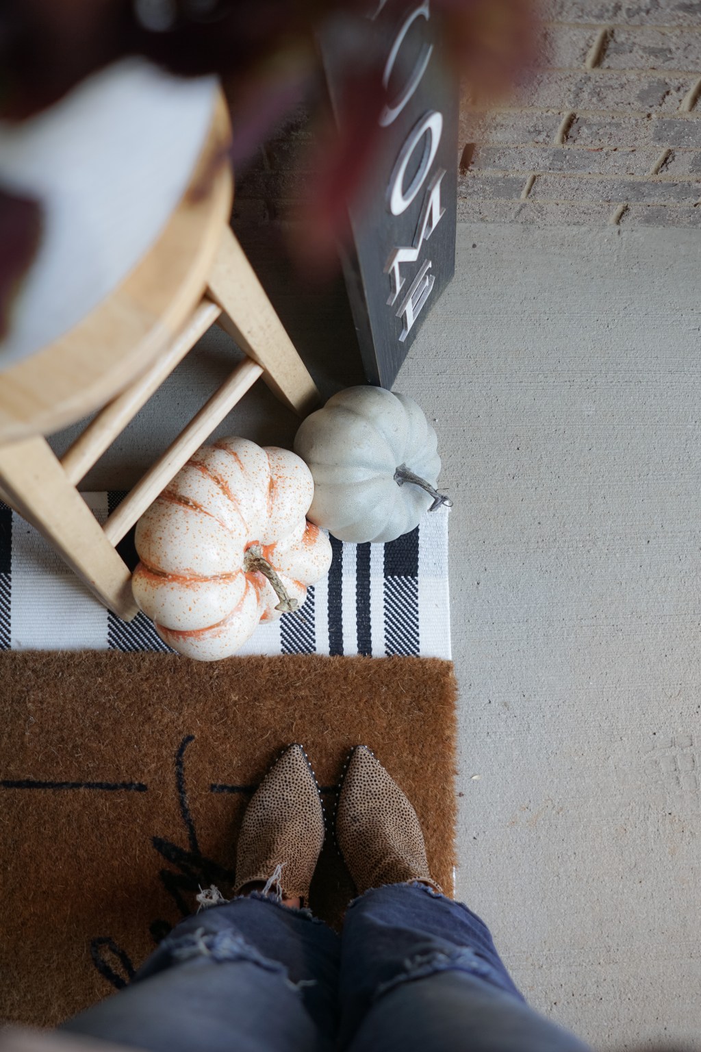 FALL PORCH REVEAL FEATURING MY FAVORITE REALISTIC AND AFFORDABLE FAUX&nbsp;PUMPKINS